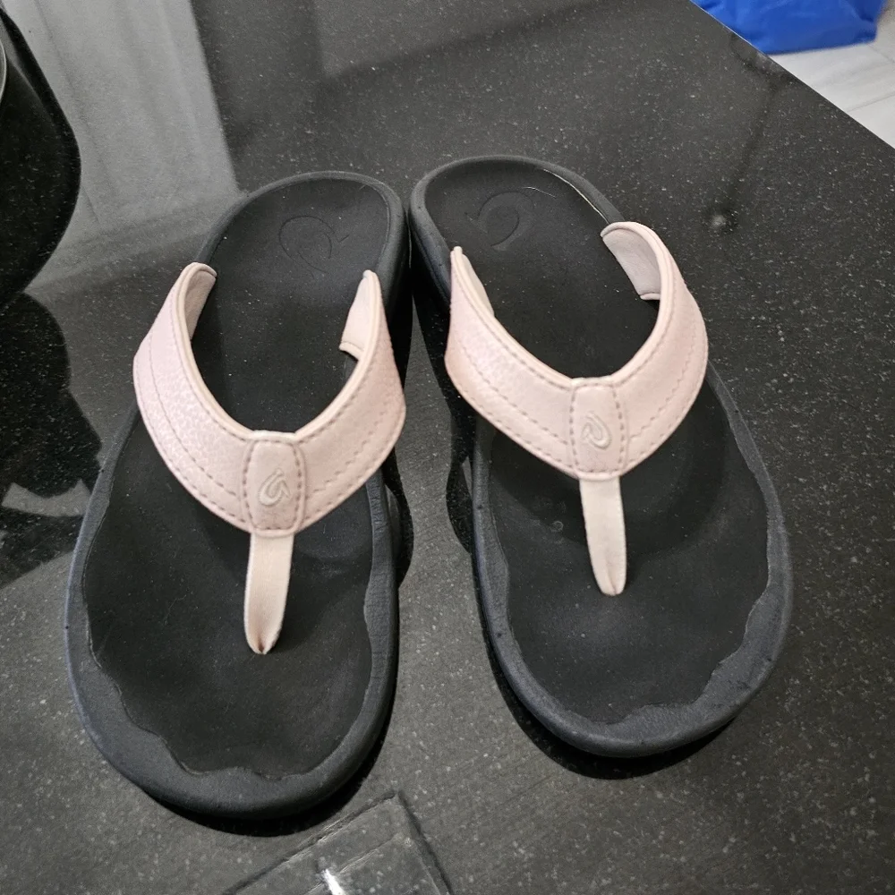 OluKai Ohana Sandals - Picture 2 of 5